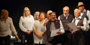 El elenco teatral Vieja Guardia presenta su espectáculo