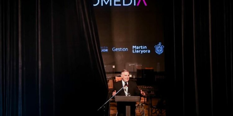 El Teatro Comedia volvió a levantar el telón y recuperó todo su esplendor