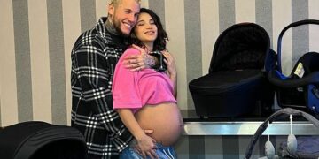 Alex Caniggia y Melody Luz compartieron las primeras fotos del nacimiento de su hija Venezia