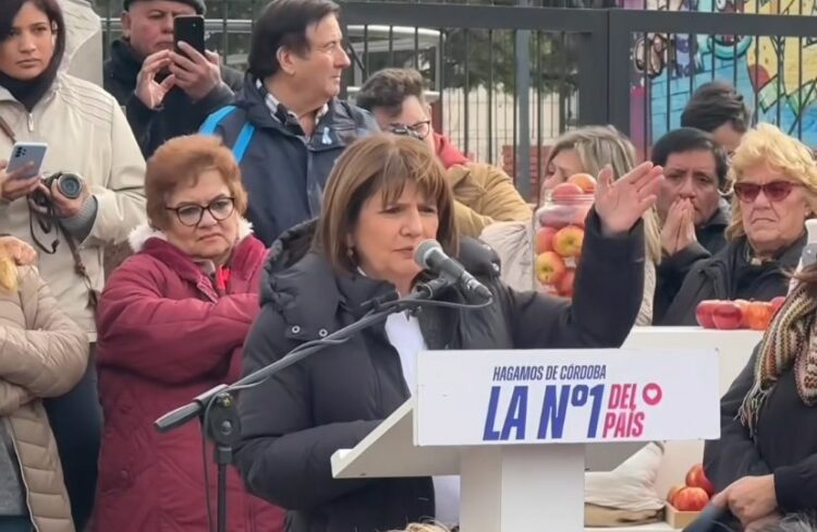 Bullrich acompañó a De Loredo y espera "un triunfo en Córdoba" el próximo domingo