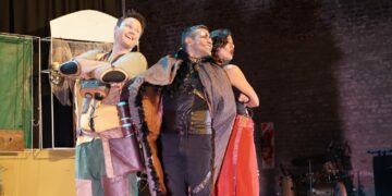 Obras de teatro y shows en vivo con bandas locales