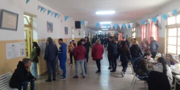 Cerraron los comicios en la ciudad y alrededor de las 22 se conocería una primera tendencia