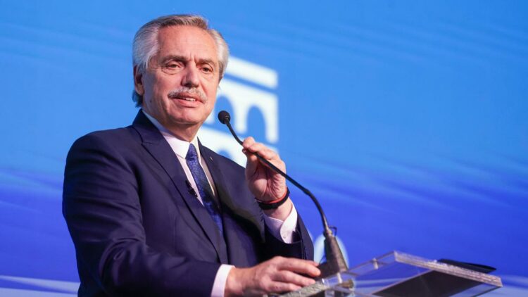 Fernández defendió su gestión ante el Consejo Agropecuario