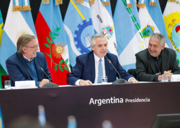 Fernández: «En mi gobierno ha pasado de todo, solo falta que lleguen los marcianos»