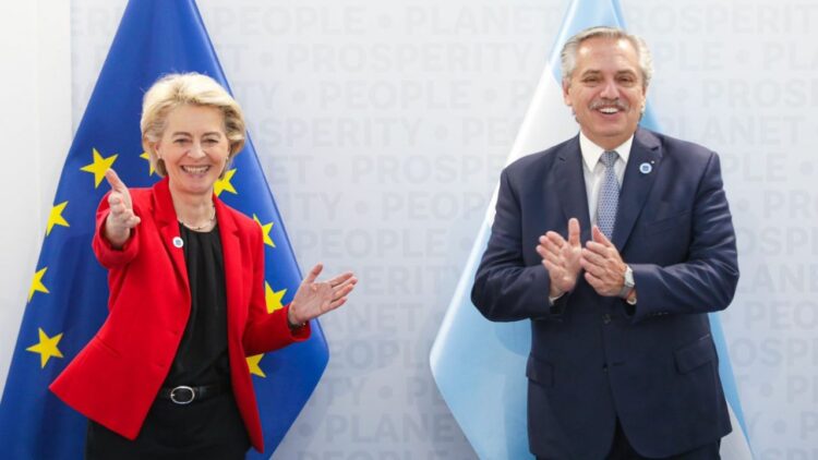 Fernández y Von der Leyen firman un acuerdo de cooperación energética entre Argentina y la UE