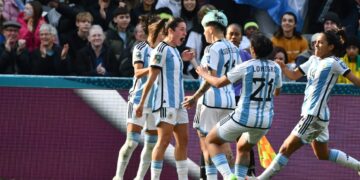 Argentina lo remontó, igualó ante Sudáfrica y mantiene las chances de clasificación