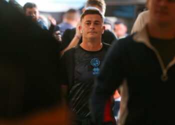 La deuda jugando de visitante