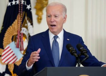 Biden reclamó más medidas ante la “epidemia” de armas