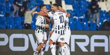 Talleres recuperó su nivel y eliminó al campeón, River