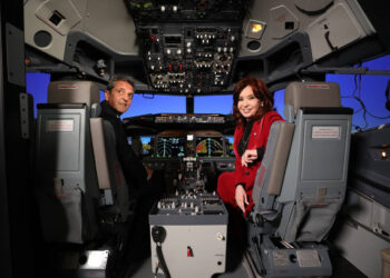 En el acto de Aerolíneas Argentinas, CFK le pidió al FMI «que se haga cargo de su propio desmanejo»