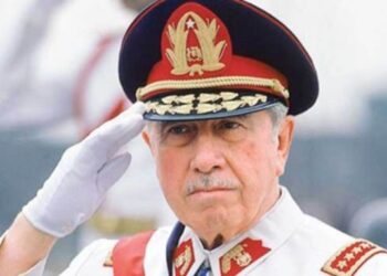 Quitan el título de ‘presidente’ a Augusto Pinochet