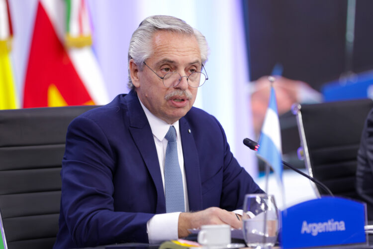 Fernández criticó el acuerdo con la UE y aclaró que el Mercosur fue "el que más cedió"