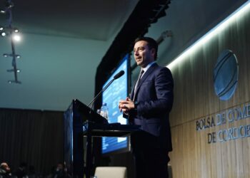 De Loredo propone transferir 10.000 policías a la ciudad