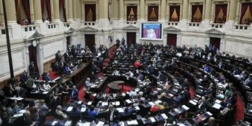 Diputados volvió a sesionar en medio de la tensión electoral
