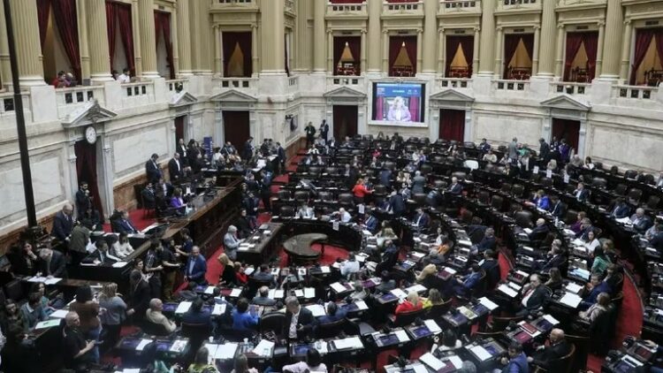Diputados volvió a sesionar en medio de la tensión electoral