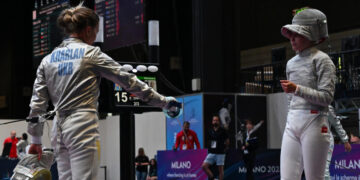 El Mundial de esgrima descalificó a una jugadora ucraniana por negarse a saludar a su rival rusa