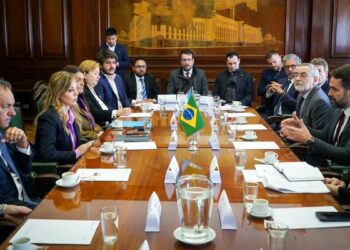 El Gobierno progresa en la iniciativa de unir las energías de Argentina y Brasil