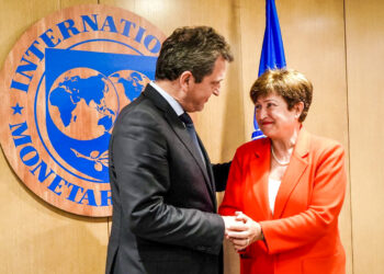 El FMI y el Ministerio de Economía alcanzaron un acuerdo técnico de condiciones básicas