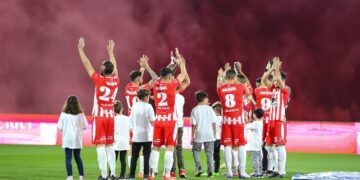 Instituto venció a Lanús en el último minuto del partido
