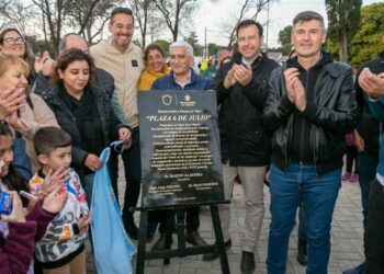 Se inauguró la puesta en valor de la plaza de barrio Marqués de Sobremonte