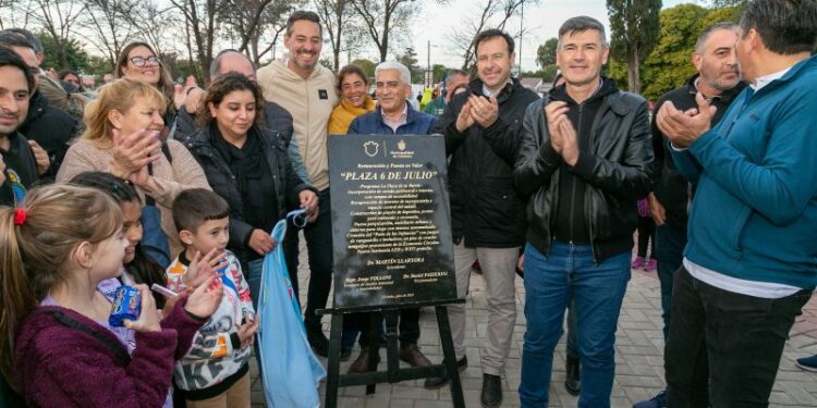 Se inauguró la puesta en valor de la plaza de barrio Marqués de Sobremonte