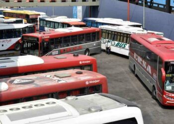 Este martes se discutirá un aumento del 36,2% en el boleto del transporte interurbano