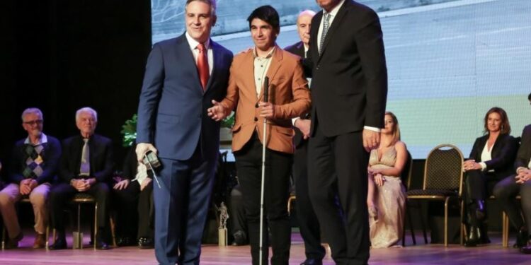 El municipio entregó los premios Jerónimo a las personalidades distinguidas de la ciudad