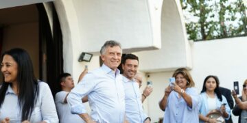 El ex presidente Macri salió a pedir el voto para De Loredo