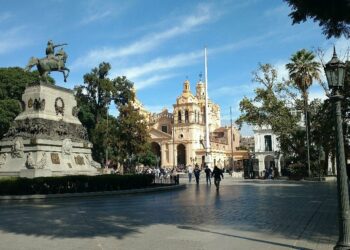 Candidatos a la intendencia firman un compromiso con los DD.HH.