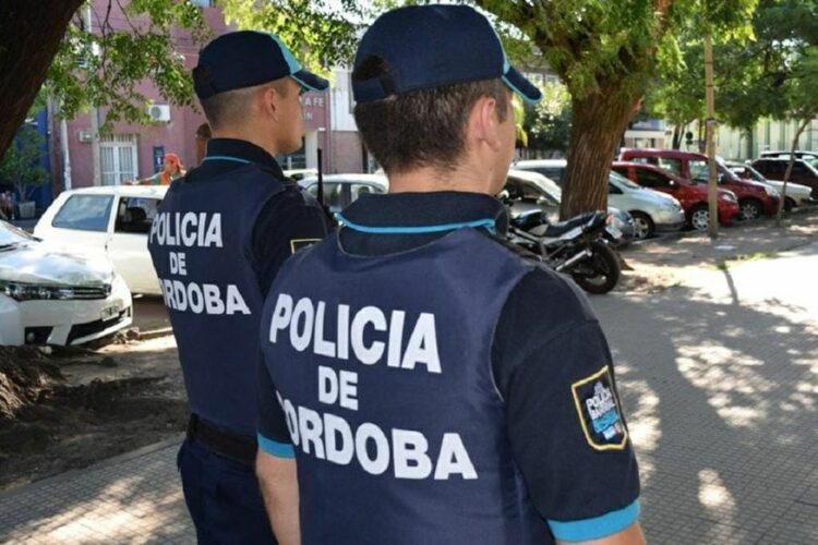 Tras el aumento del 30% a los adicionales de la Policía de Córdoba, se presentó un proyecto para derogarlo