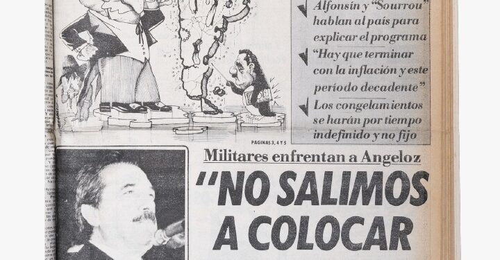 Una muestra exhibe las tapas de diarios de los últimos 40 años