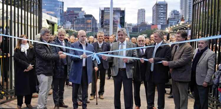 Rodríguez Larreta y Pino en la inauguración de la Exposición Rural.