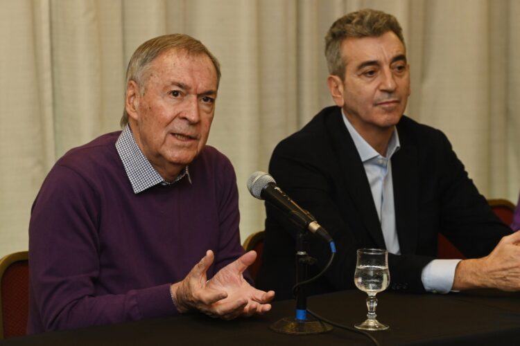 Junto a Randazzo, Schiaretti visitó la Bolsa de Comercio de Rosario.