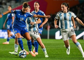 Argentina no logró superar a Italia y sufrió una derrota por 1 a 0 en su debut