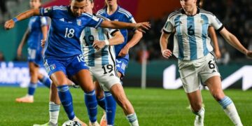 Argentina no logró superar a Italia y sufrió una derrota por 1 a 0 en su debut