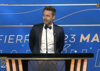 Benjamín Vicuña, tendencia en las redes por su romántica frase, ¿a quién se la dedicó?