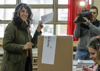 “Un reconocimiento a la trayectoria de la izquierda”