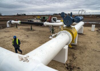 Arrancó la distribución de gas proveniente de Vaca Muerta