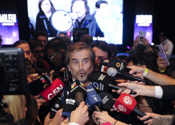 Los libertarios aguardan con «entusiasmo» los desenlaces de las elecciones en su búnker