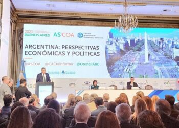 Diputados de UxP, JxC y LLA plantearon las prioridades legislativas del próximo gobierno