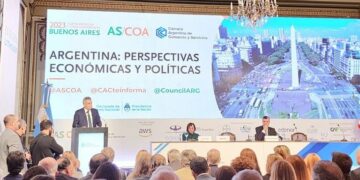 Diputados de UxP, JxC y LLA plantearon las prioridades legislativas del próximo gobierno