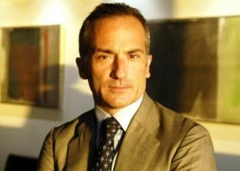 Un asesor de Milei, defensor de la dolarización, detalló cómo sería su implementación