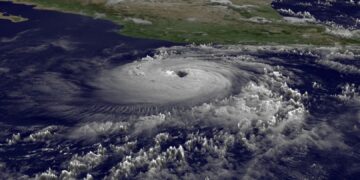 El fenómeno del Niño traerá mayores lluvias de lo previsto hace un mes