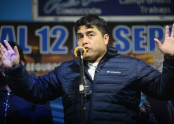 Quién es Claudio Vidal, el petrolero que se convirtió en el nuevo gobernador de Santa Cruz