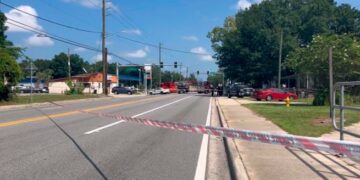 Tres muertos en un tiroteo con trasfondo racial en Jacksonville, Florida