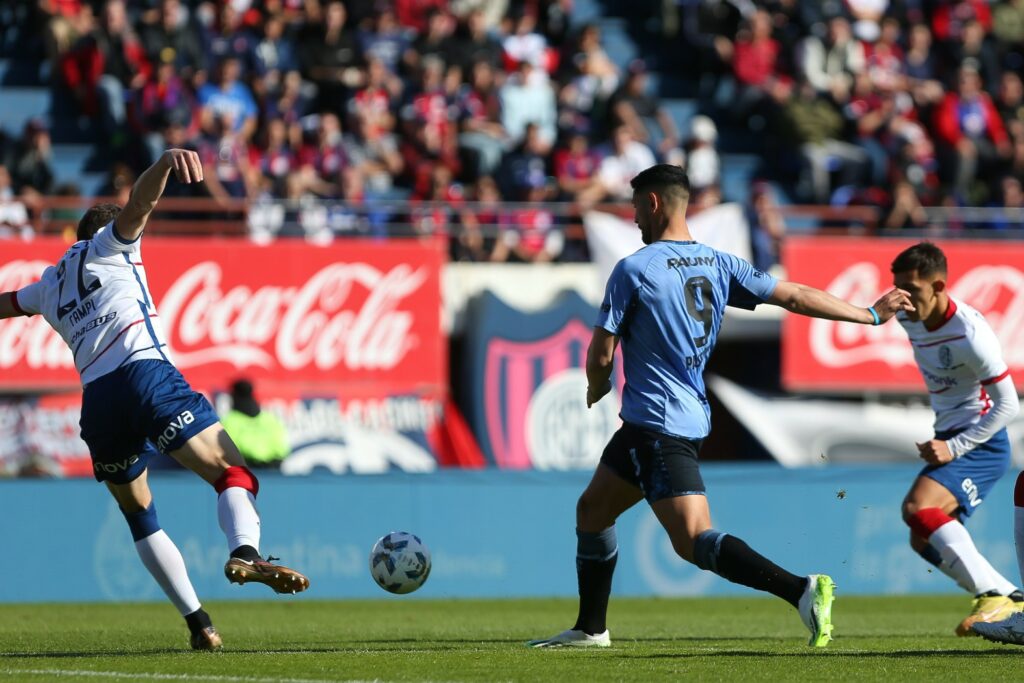 Belgrano igualó ante San Lorenzo en el Bajo Flores