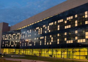 Investigan si un hombre apuñaló mortalmente a su propia madre en Villa María