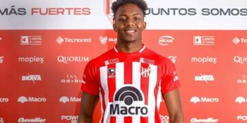 Un futbolista ecuatoriano se sumó al plantel de Instituto