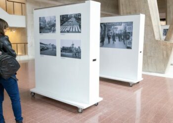 El Palacio 6 de Julio ofrece una muestra de fotos históricas de la ciudad entre los años 1960 y 1986