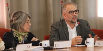 La UNC se pronunció en defensa del Conicet y la educación pública: «No es un gasto, sino una inversión»